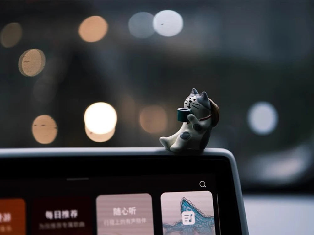 Cute Healing Kitten Dashboard Ornaments – Resin Cat Figures for Car Interior Decor & Accessories