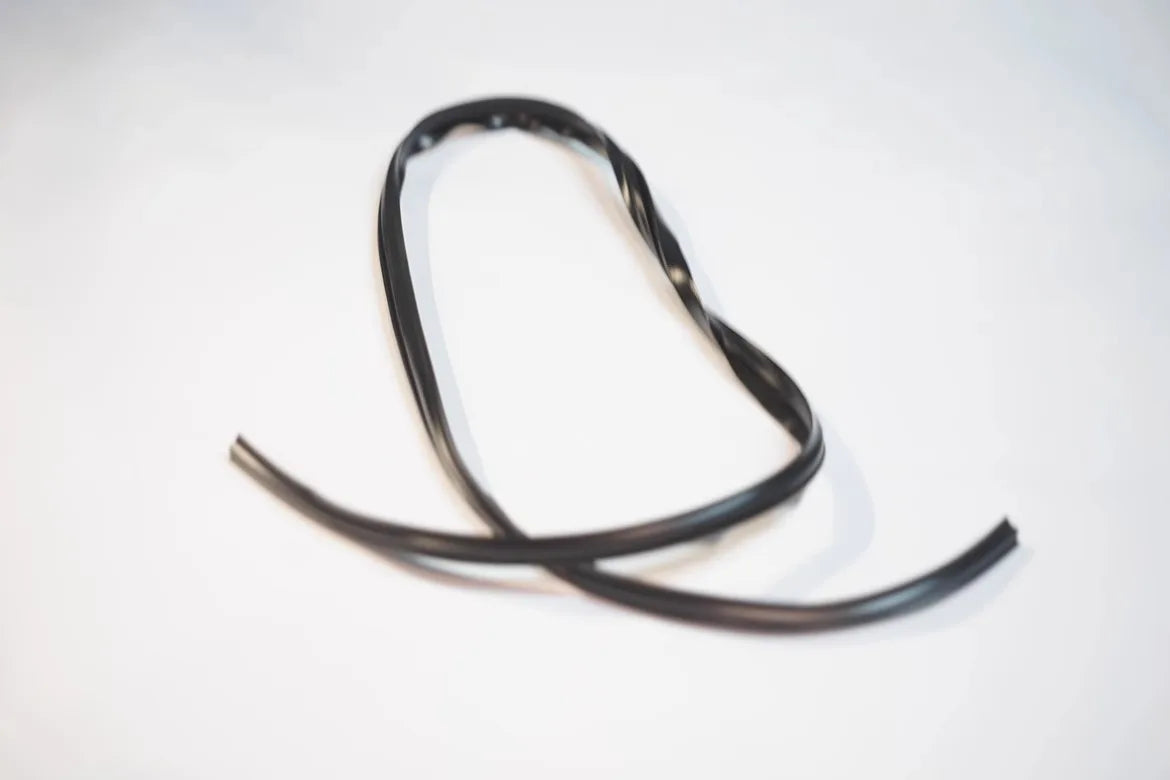 4PC Fender Flare Seal Rubber Strips for Nissan Patrol Y60 | Durable Fender Accessories