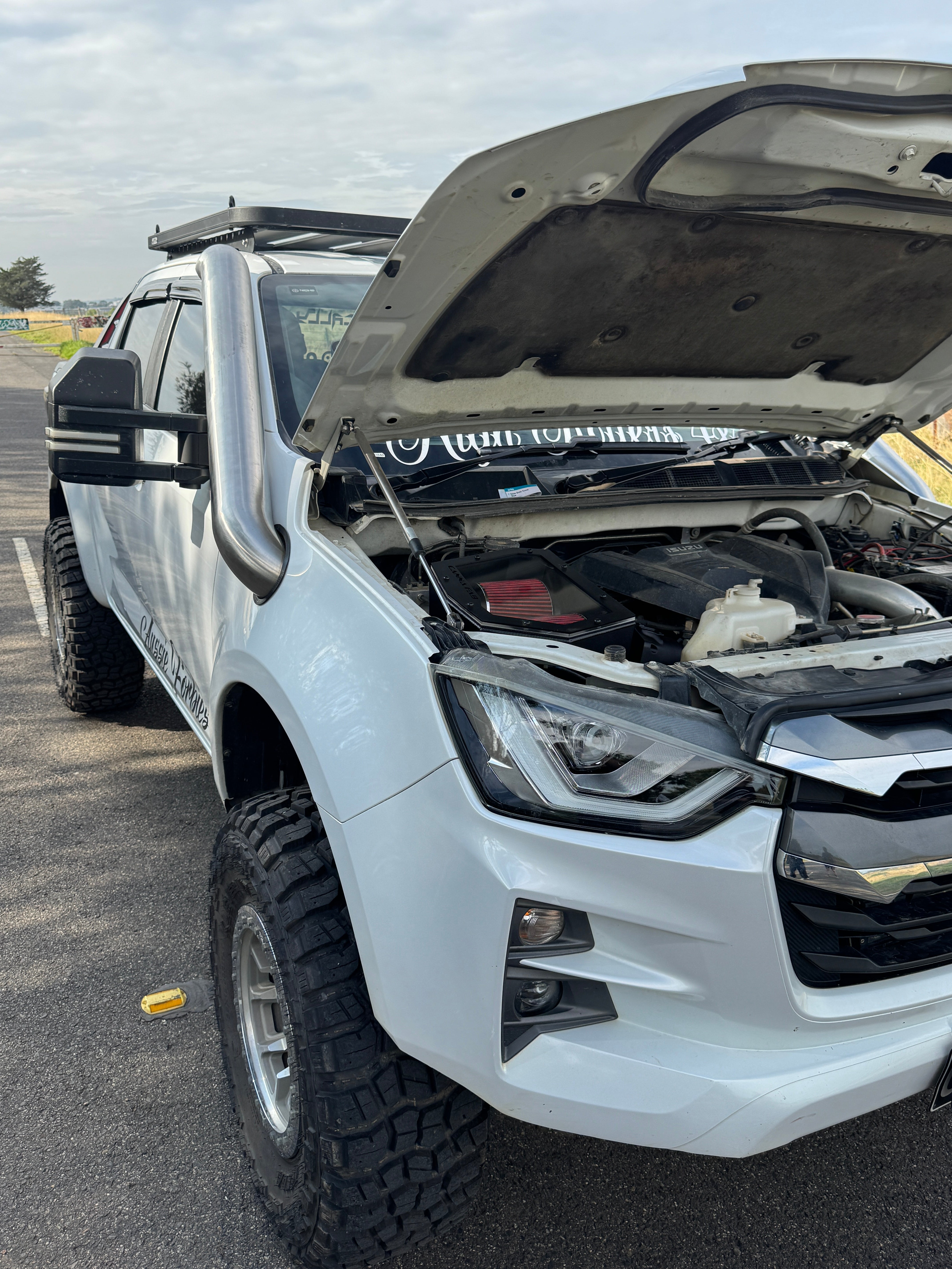 Isuzu DMAX 22+ Short-Entry Stainless Steel Snorkel - Canna Fabrication