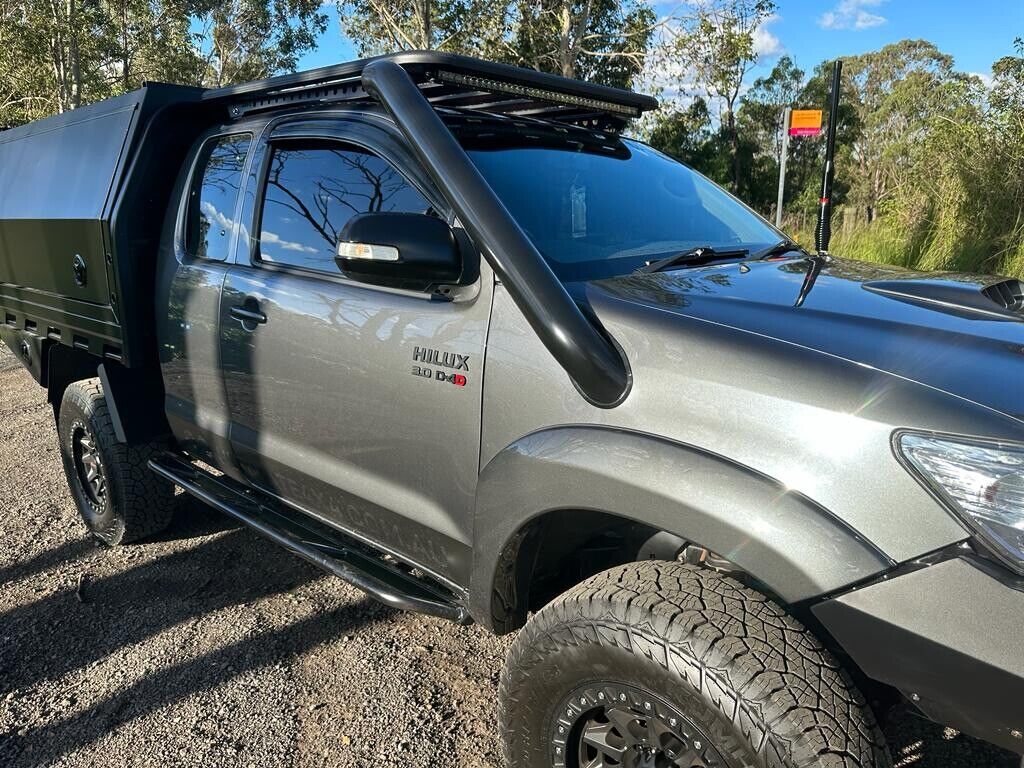 Short Entry Snorkel Stainless Steel Black Suitable For Toyota Hilux N70  2005-2015