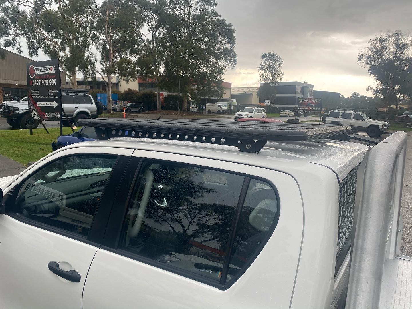 Ultimate Adventure Aluminium Flat Platform Dual Cab Roof Rack Suitable For Toyota Hilux N70 2005-2015