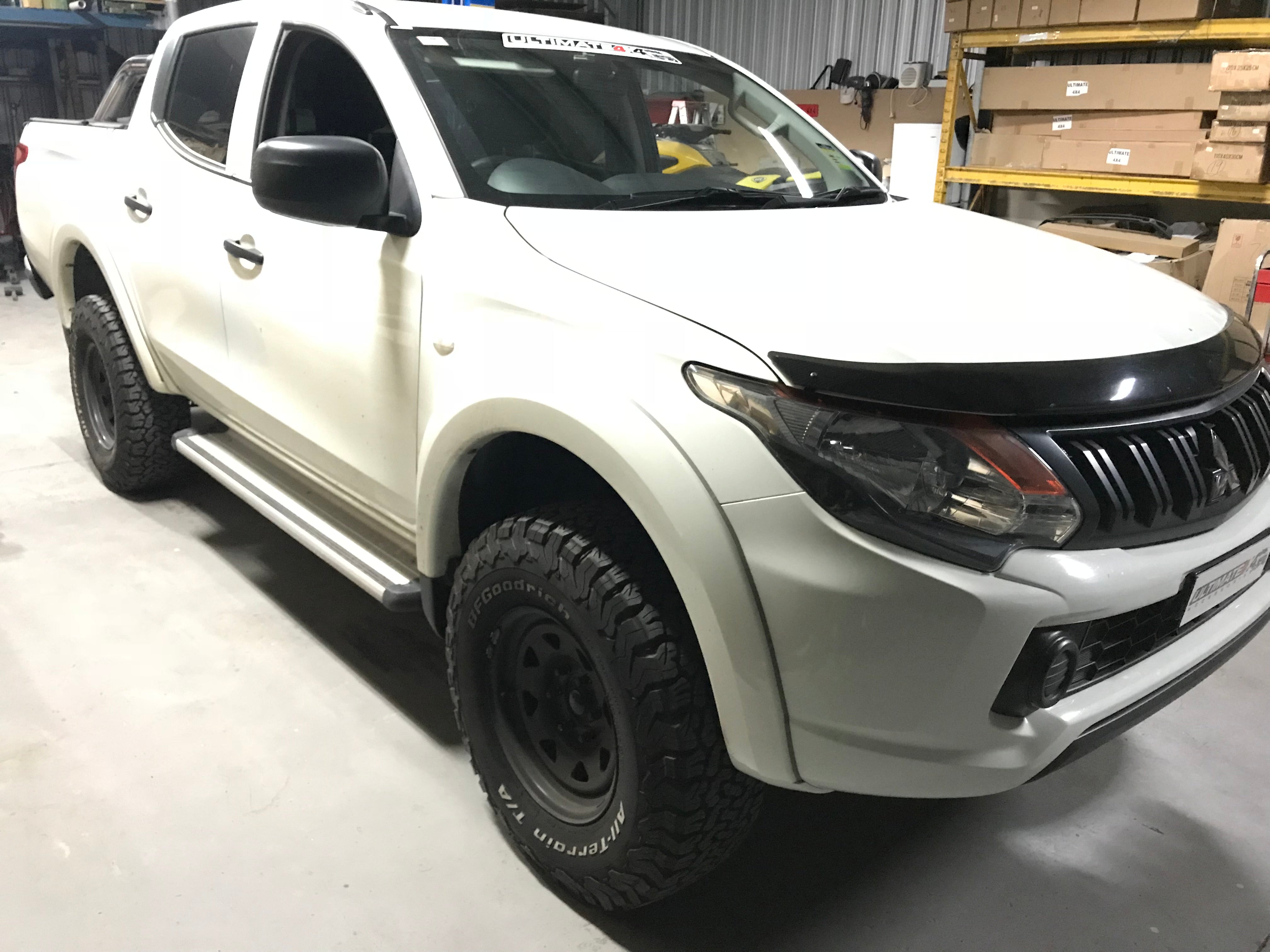 Front Hood Bonnet Protector Assembly Suitable For Mitsubishi Triton MN & MQ 2006-2018