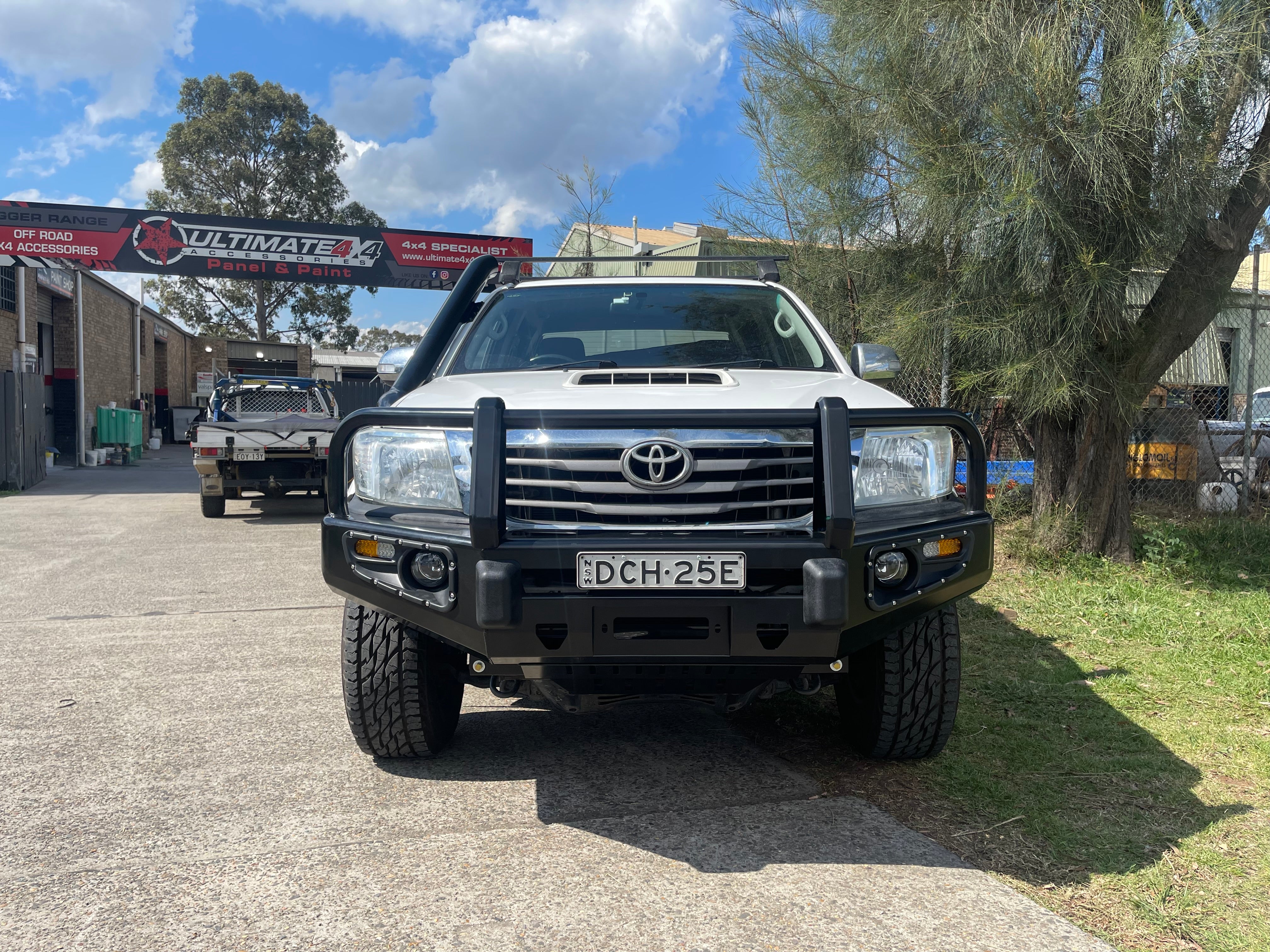 3 Loop Bull Bar and Skid Plate Set Suitable for Toyota Hilux N70 Vigo 2012-2015