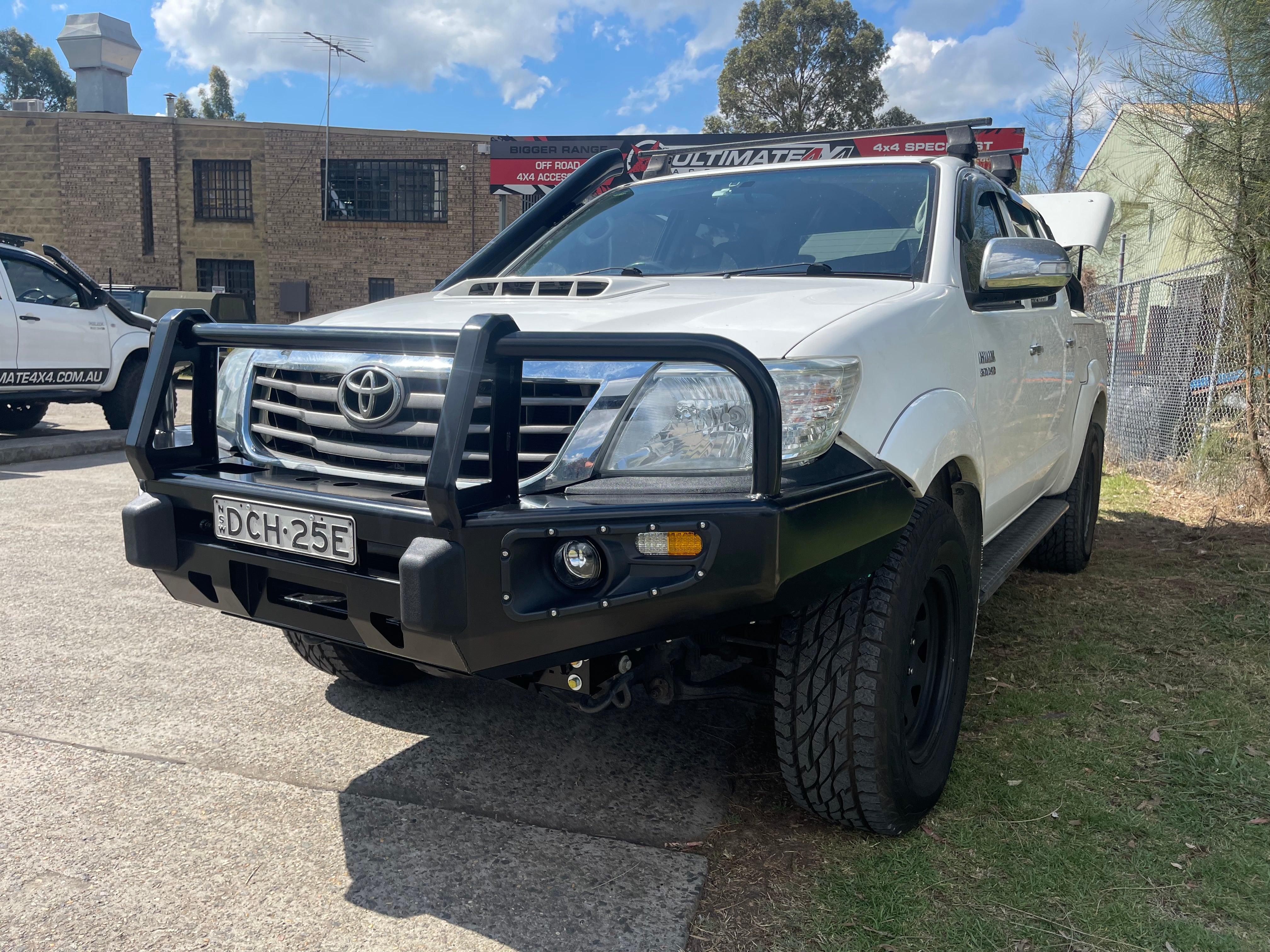 3 Loop Bull Bar and Skid Plate Set Suitable for Toyota Hilux N70 Vigo 2012-2015