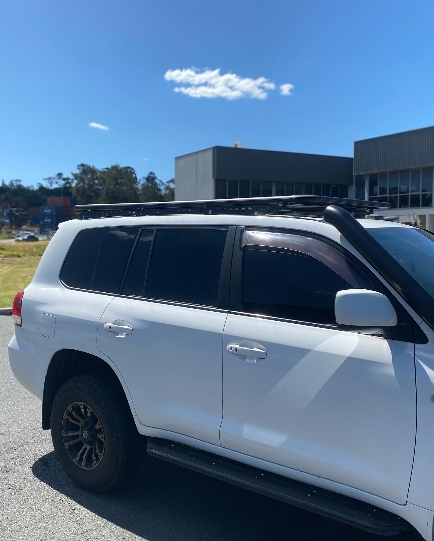 Ultimate Adventure Aluminium Flat Platform Wagon Roof Rack Suitable For Toyota Landcruiser 200 Series 2008+