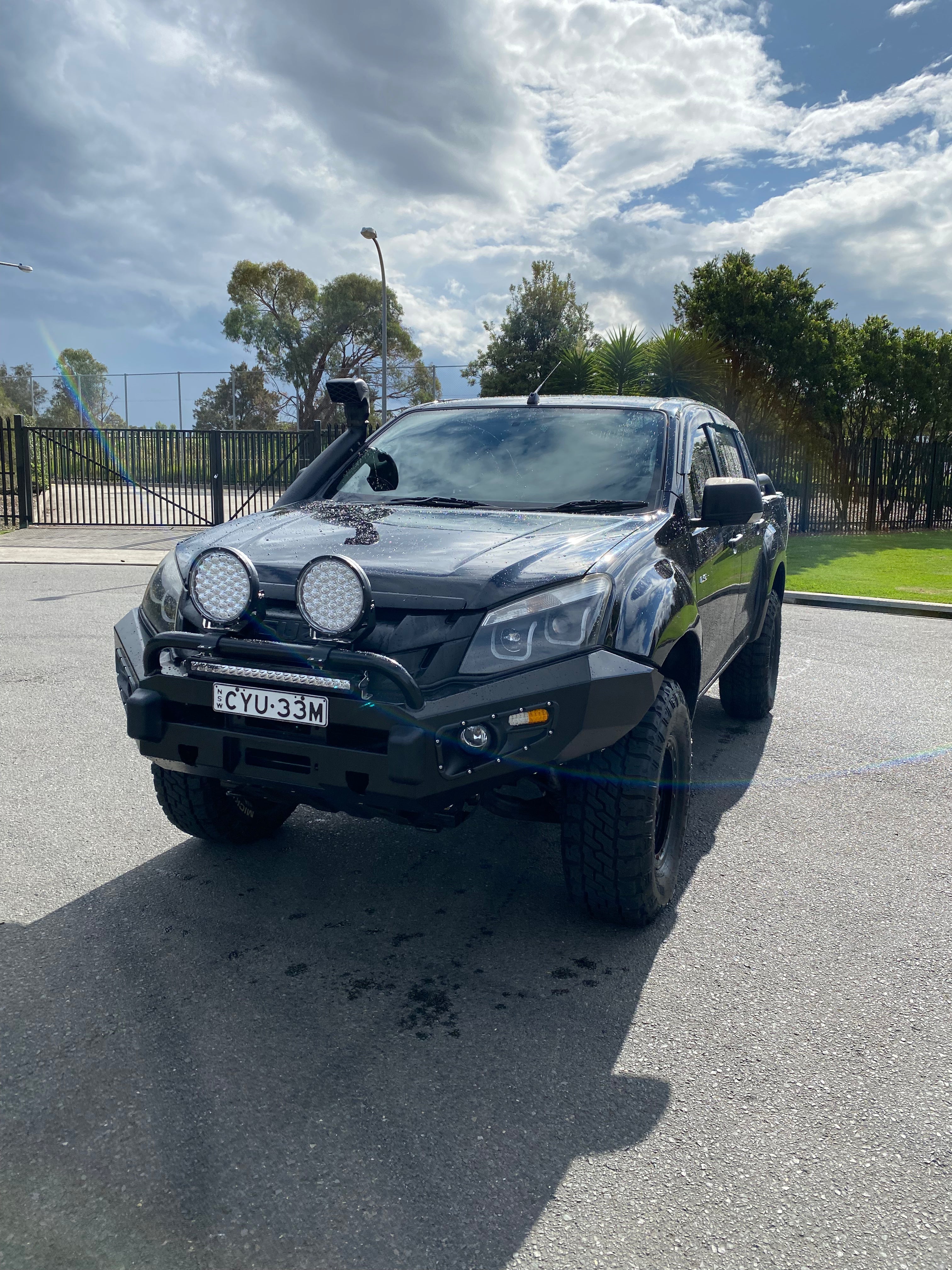 Single Loop Bull Bar And Skid Plate Set Suitable For Isuzu D-Max 2018-2022