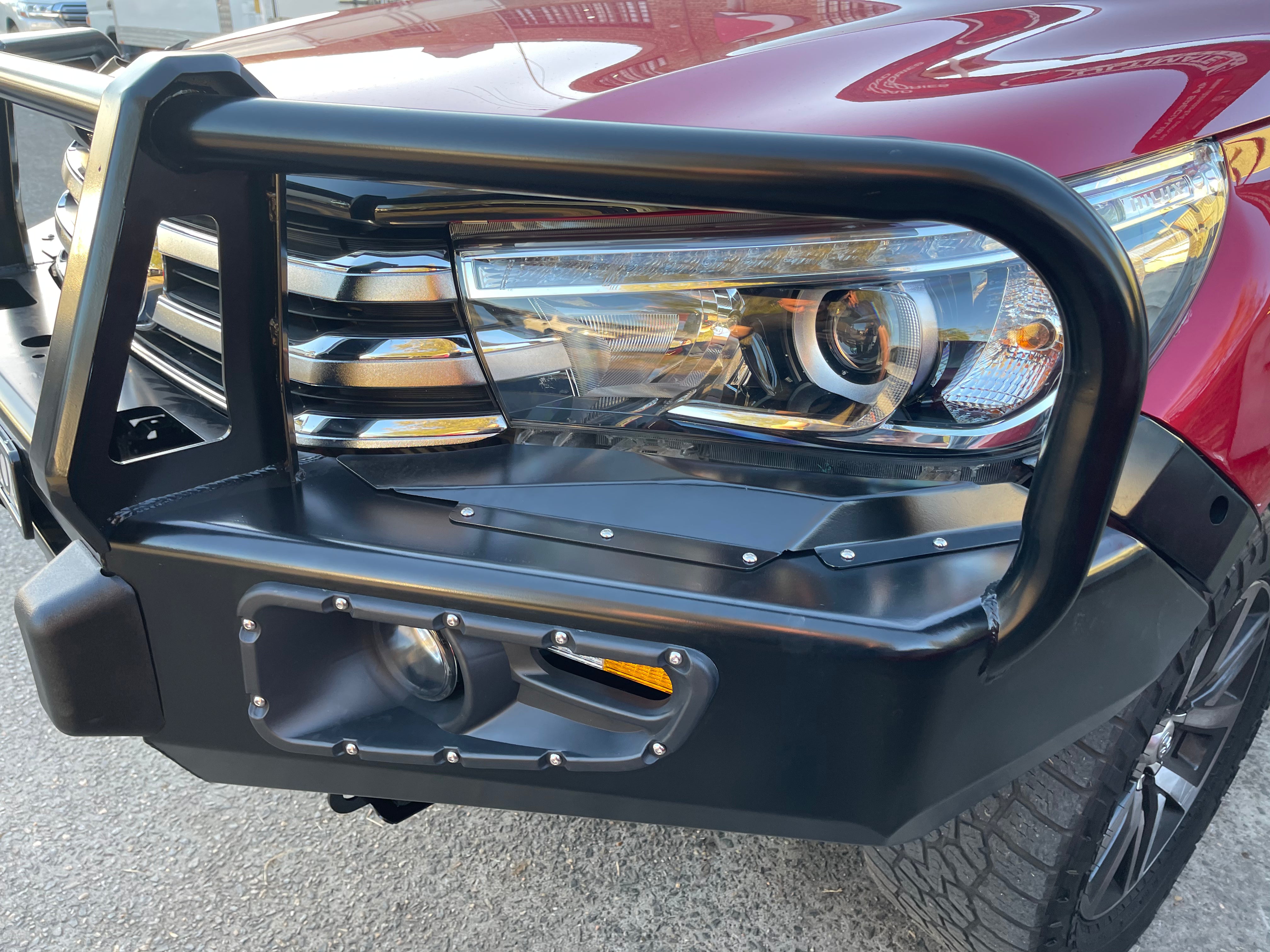 Front 3 Loop Bull Bar & Skid Plate Set Assembly Suitable For Toyota Hilux N80 2015-2018