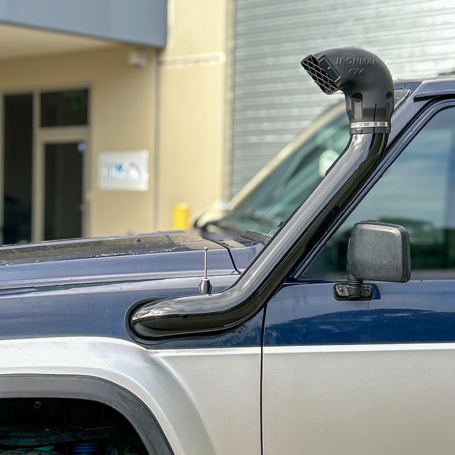 Nissan Patrol GQ Mid-Entry Snorkel