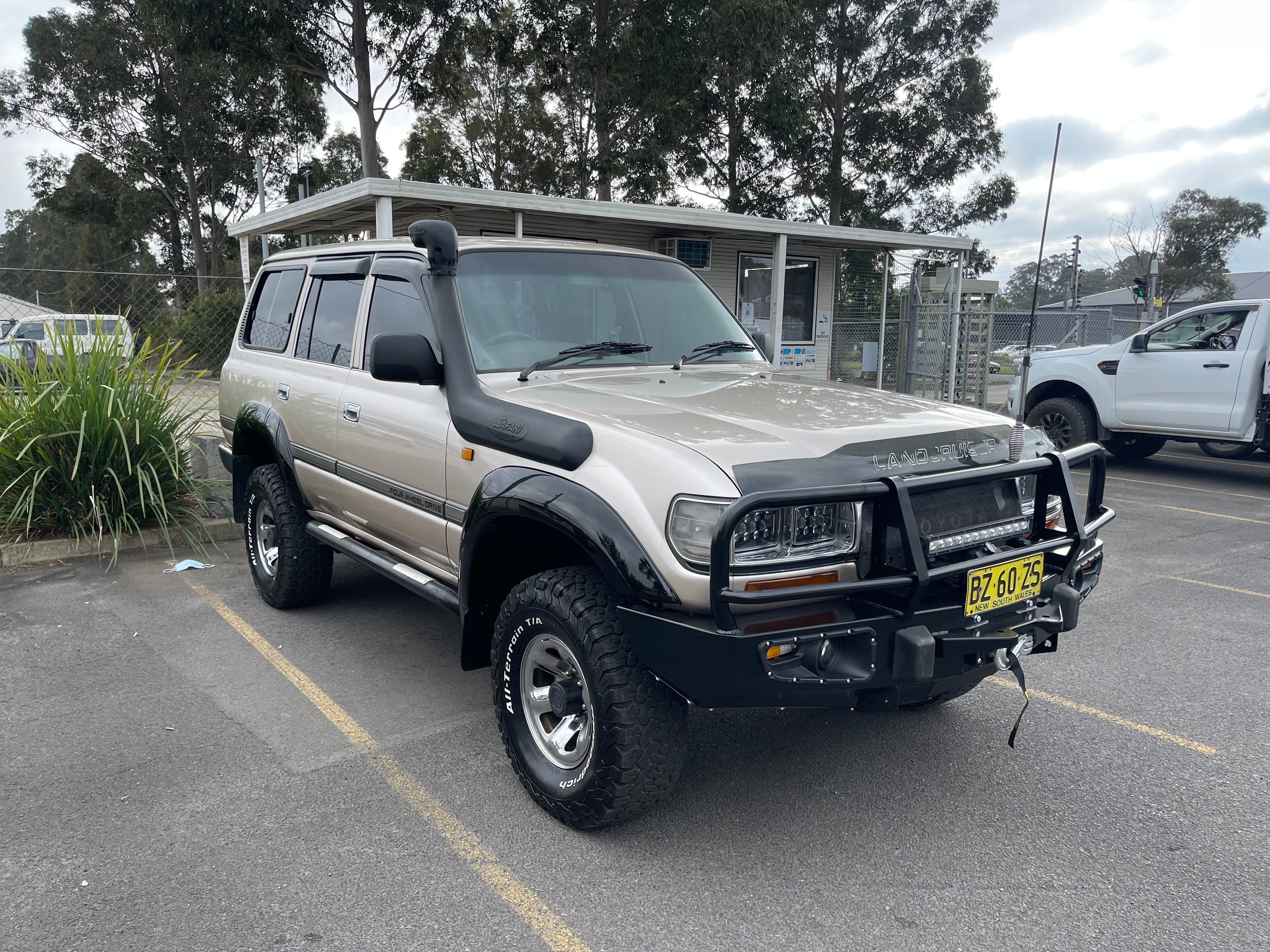 3 Loop Bull Bar & Skid Plate Set Assembly Suitable for Toyota Land Cruiser 80 Series